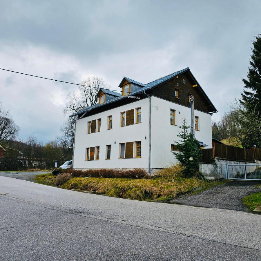Apartman Na Sjezdovce Sedlonov Luaran gambar